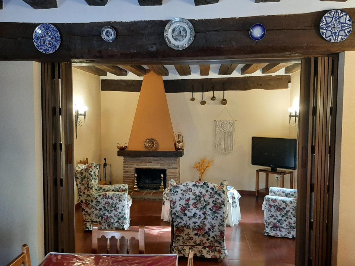 Hostal Rio Duero Молинос де Дуеро Екстериор снимка